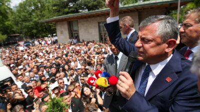 HABER/Sait TEMURCumhuriyet Halk Partisi Lideri Özgür Özel, partisinin TBMM Grup