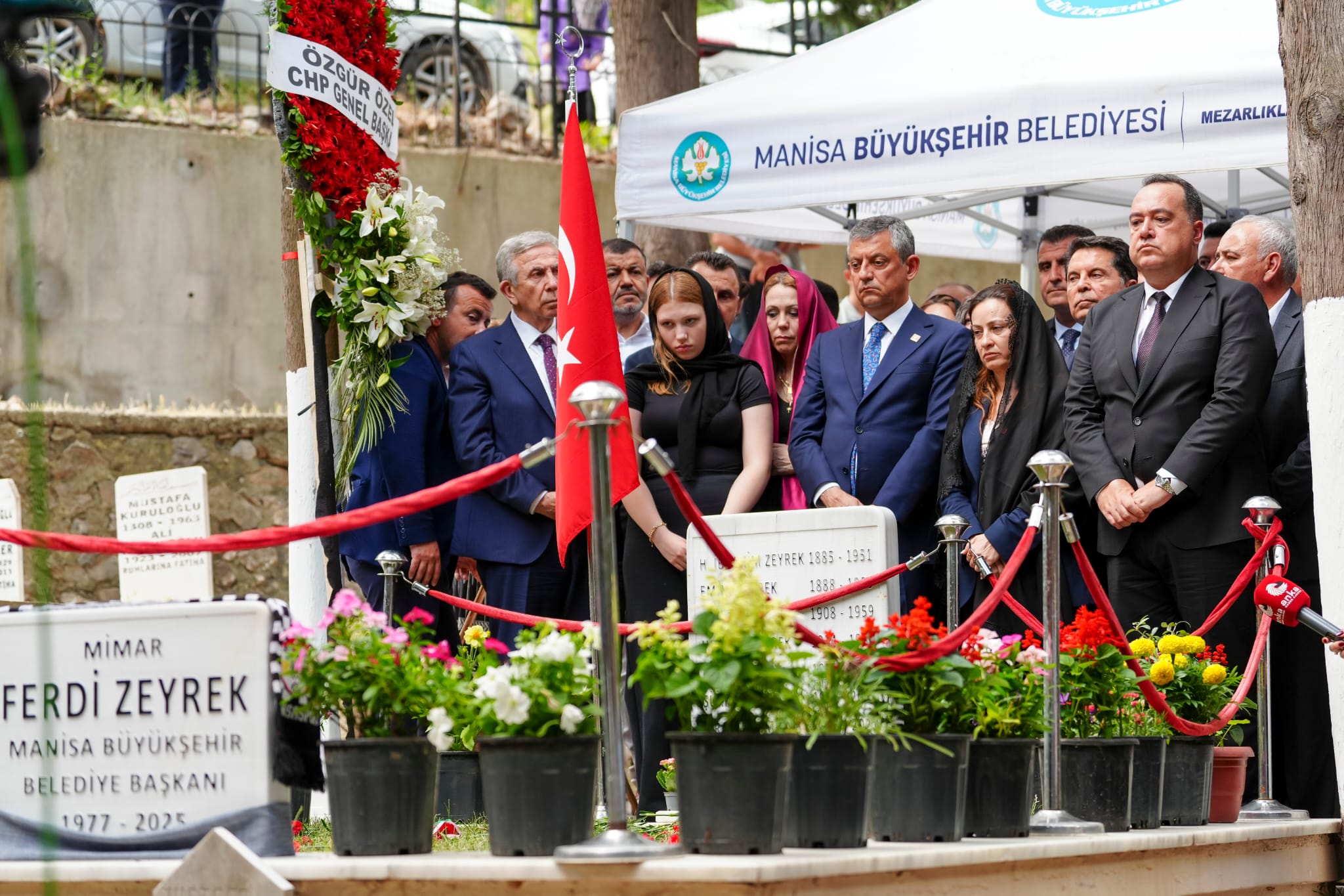 HABER/Sait TEMURCumhuriyet Halk Partisi Lideri Özgür Özel, Manisa Büyükşehir Belediye