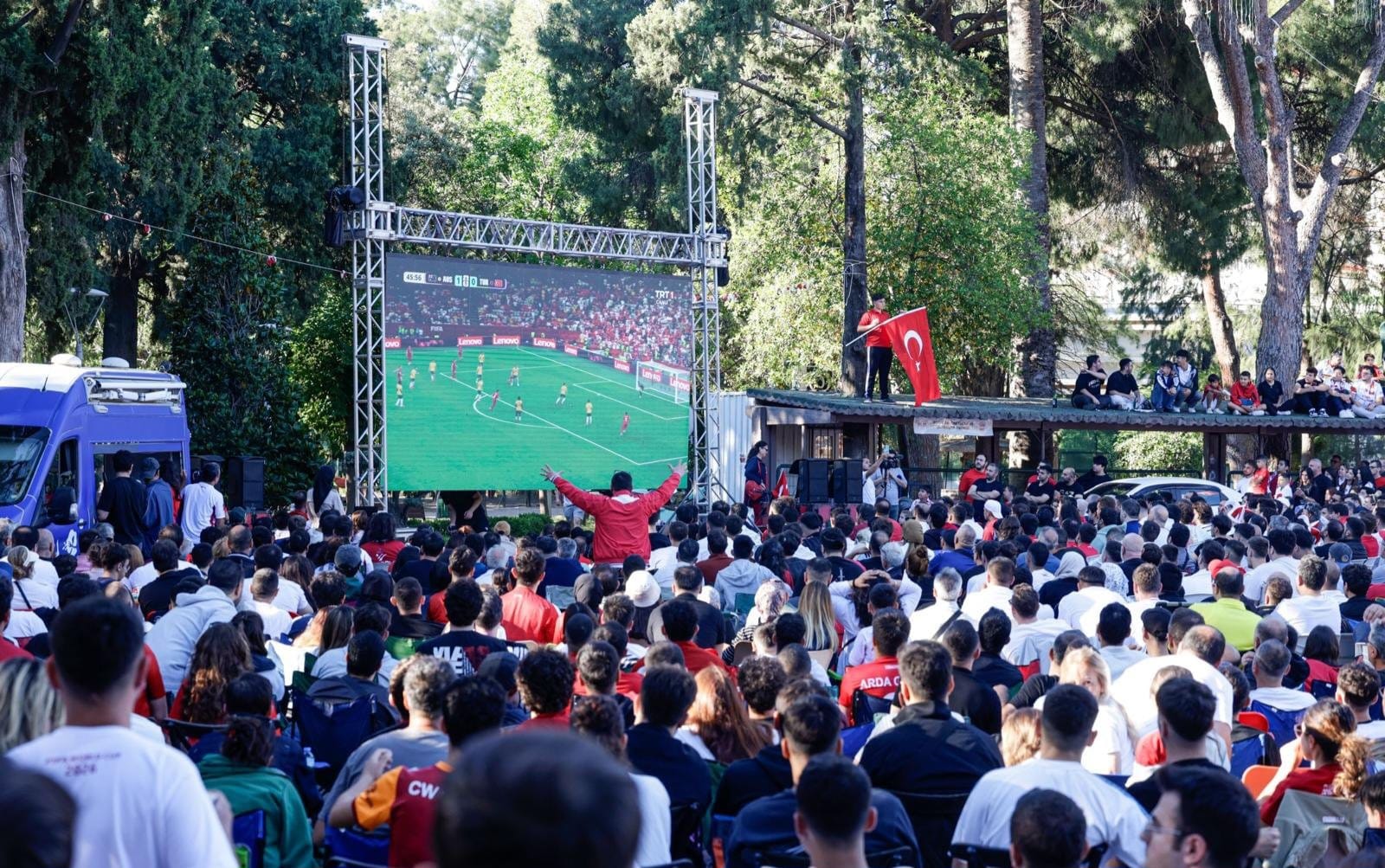HABER/Sait TEMURİzmir Büyükşehir Belediyesi’nin Konak, Buca, Karşıyaka ve Bornova’da kurduğu