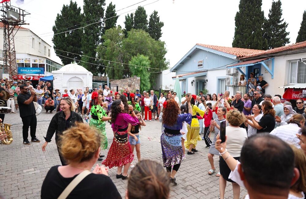 HABER/Sait TEMURÇeşme Belediyesi tarafından bu yıl ikincisi düzenlenen Ildır Mübadil