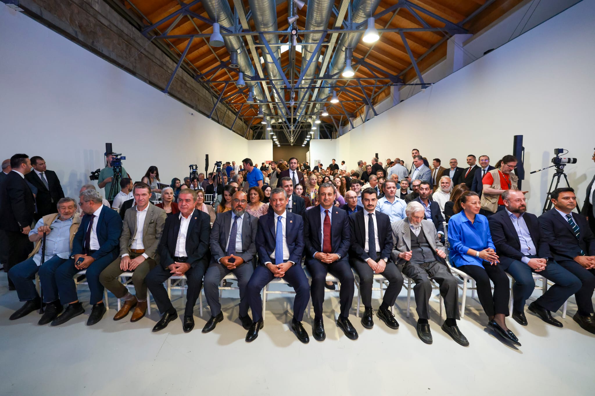 Ege Kritik/Sait TEMURCumhuriyet Halk Partisi lideri Özgür Özel, Türkiye Foto