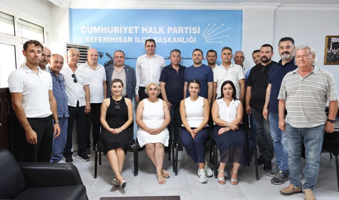 Ege Kritik/Sait TEMURCumhuriyet Halk Partisi İzmir İl örgütünün “Seçilmiş” il