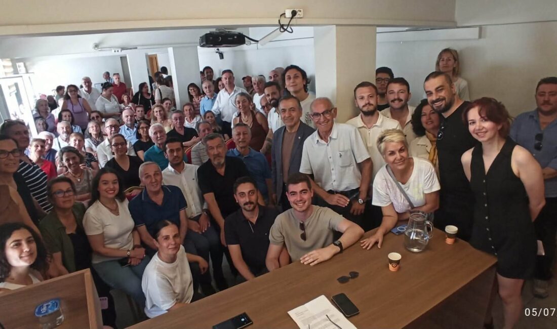 Ege Kritik/Sait TEMUR“Özgür Özel’in ve tüm seçilmişlerimizin yanındayız” SODEP, SHP