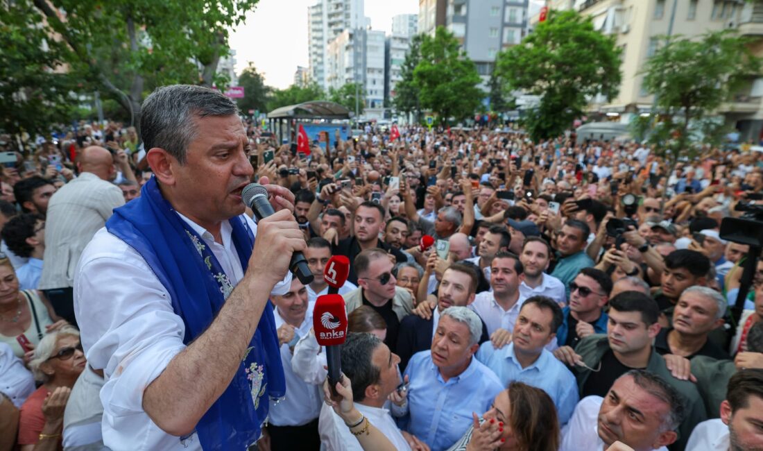 Ege Kritik/Sait TEMURCumhuriyet Halk Partisi lideri Özgür Özel, Adana’nın Çukurova