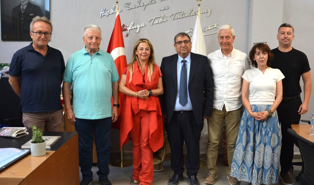 Ege Kritik/Sait TEMURBuca Belediye Başkanvekili Hüseyin Benzer, İzmir Gazeteciler Cemiyeti’ni