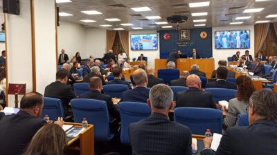 Ege Kritik/Sait TEMURDİSK Devrimci Emekliler Sendikası Genel Sekreteri Fikri Kalender,