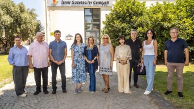 Ege Kritik/Sait TEMURÇeşme Belediye Başkanı Lal Denizli, İzmir Gazeteciler Cemiyeti’ni