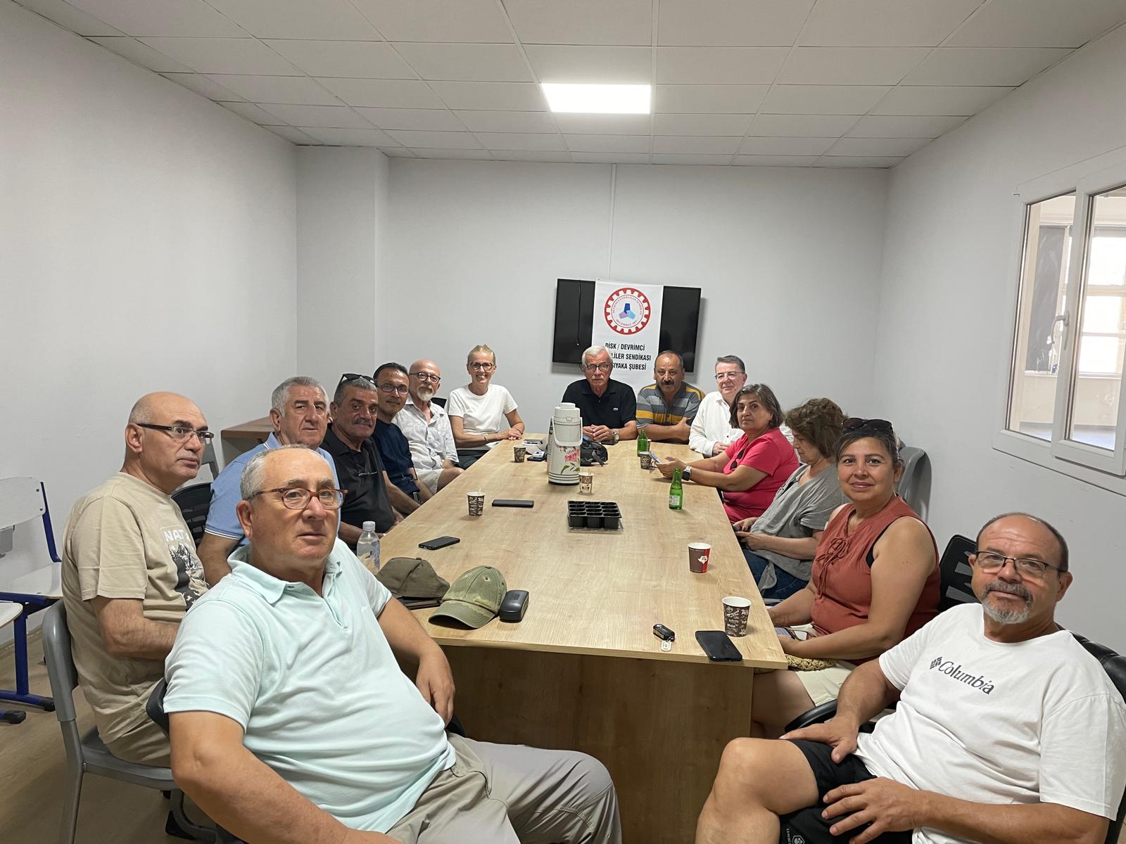 Ege Kritik/Sait TEMURKemal Kılıçdaroğlu’nun Mutlak Butlan kararıyla geri dönmesi ve