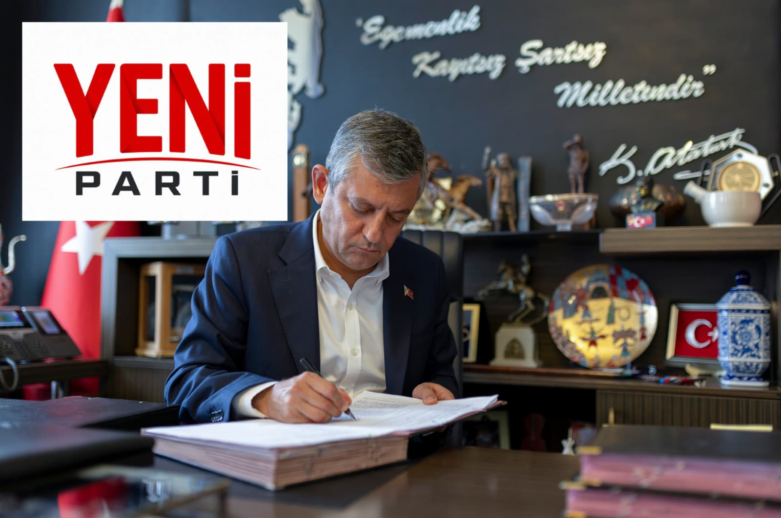 Ege Kritik/Sait TEMURYENİ Partinin kuruluş dilekçesini imzalayan Özgür Özel’den ilk