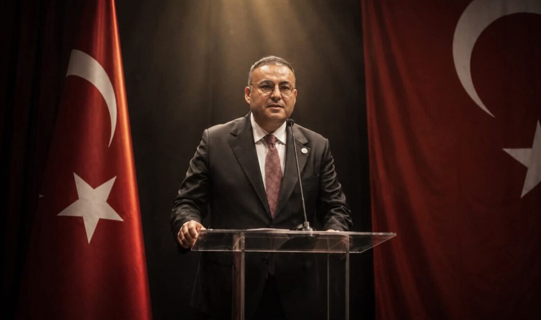 Ege Kritik/Sait TEMURCumhuriyet Halk Partisi Konak İlçe Başkanı Serkan Kalmaz