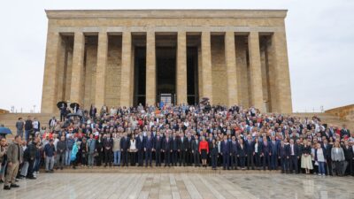 Ege Kritik/Sait TEMURYENİ Parti Genel Başkanı Özgür Özel ve Parti