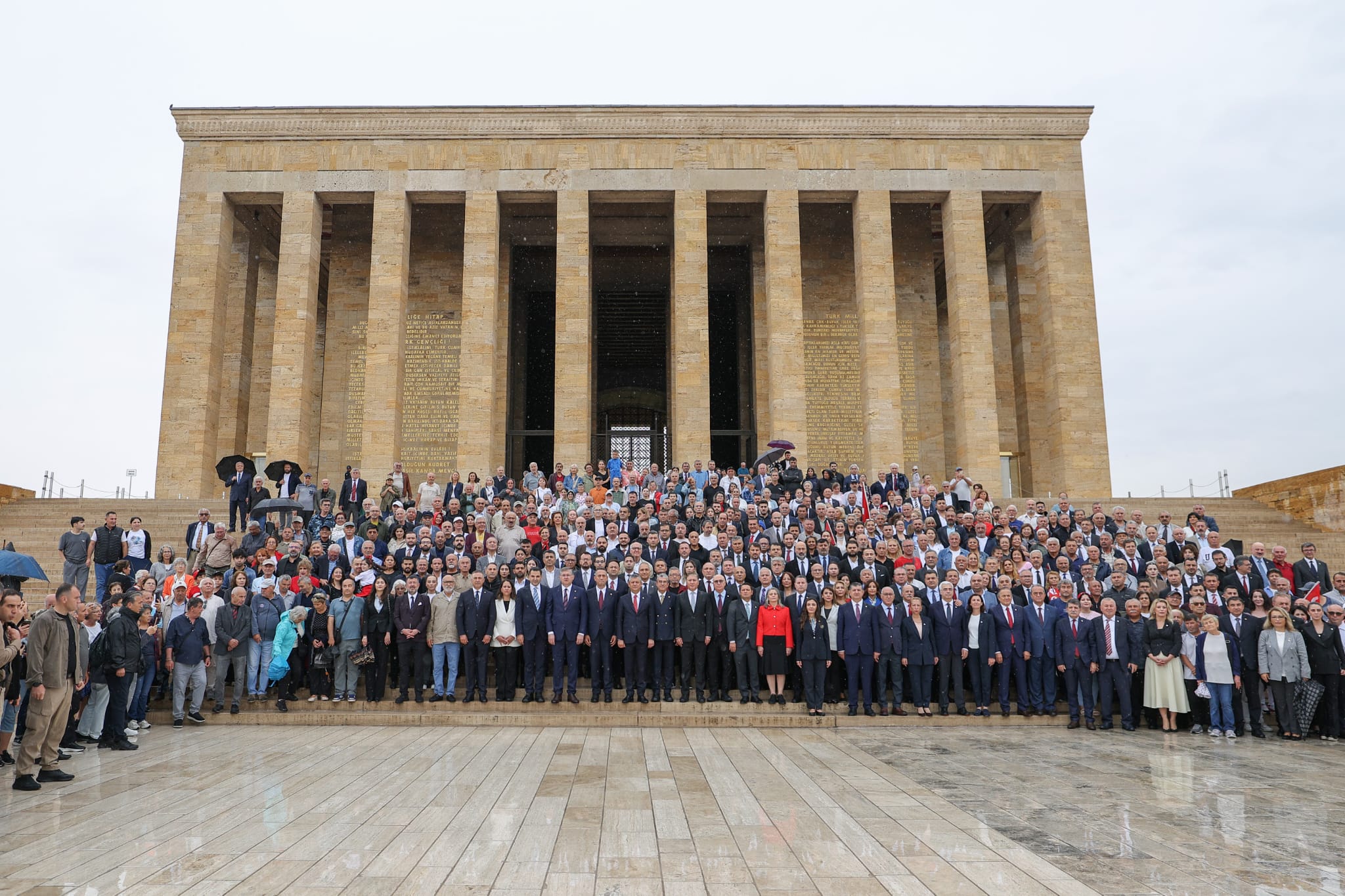 Ege Kritik/Sait TEMURYENİ Parti Genel Başkanı Özgür Özel ve Parti