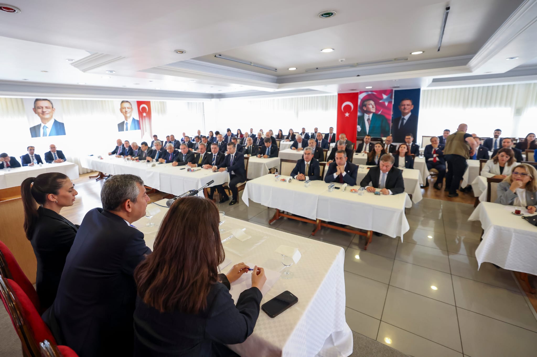 Ege Kritik/Sait TEMURYENİ Parti Merkez Yönetim Kurulu Genel Başkanı Özgür