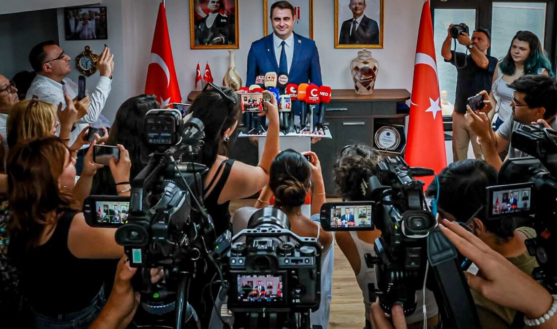 Ege Kritik/Sait TEMURYENİ Parti İzmir İl Başkanı Çağatay Güç düzenlediği