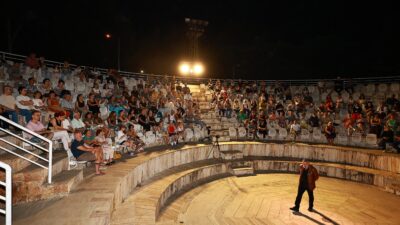 Efes Selçuk Belediyesi Tiyatrosu, Yılmaz Erdoğan’ın kaleme aldığı “Haybeden Gerçeküstü