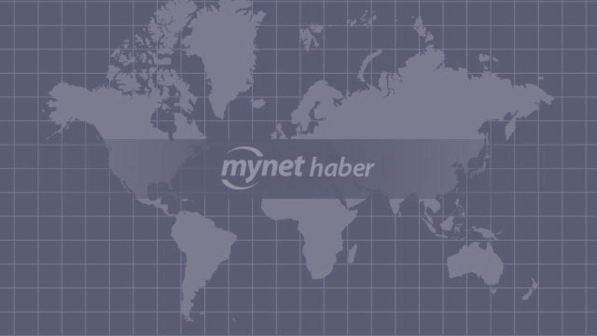 Esenler Mahmutbey Caddesi'nde rampadan inerken freni boşalan hafriyat kamyonu, sürücünün