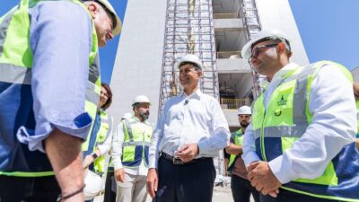 İzmir Büyükşehir Belediye Başkanı Dr. Cemil Tugay, Eşrefpaşa Hastanesi'nin ek