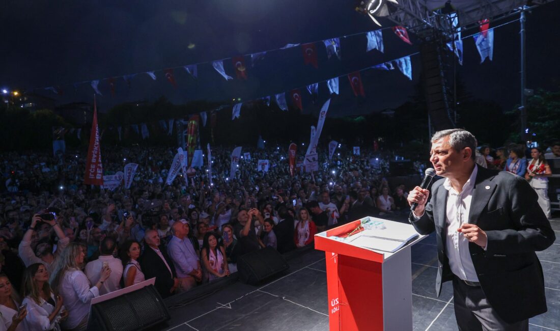 Ege Kritik/Sait TEMURYENİ Parti Genel Başkanı Özgür Özel, İstanbul’un Beylikdüzü