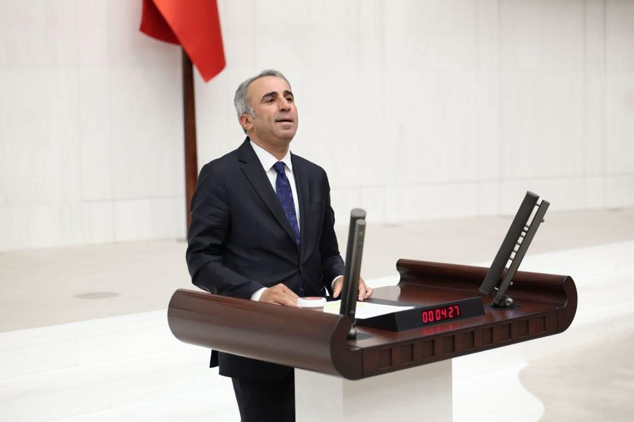 Ege Kritik/Sait TEMURDEM Parti İstanbul Milletvekili Celal Fırat herkesin unuttuğu,