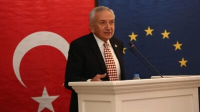 Ege Kritik/Sait TEMURTekirdağ eski Milletvekili, hukukçu Güneş Gürseler başka partilerden