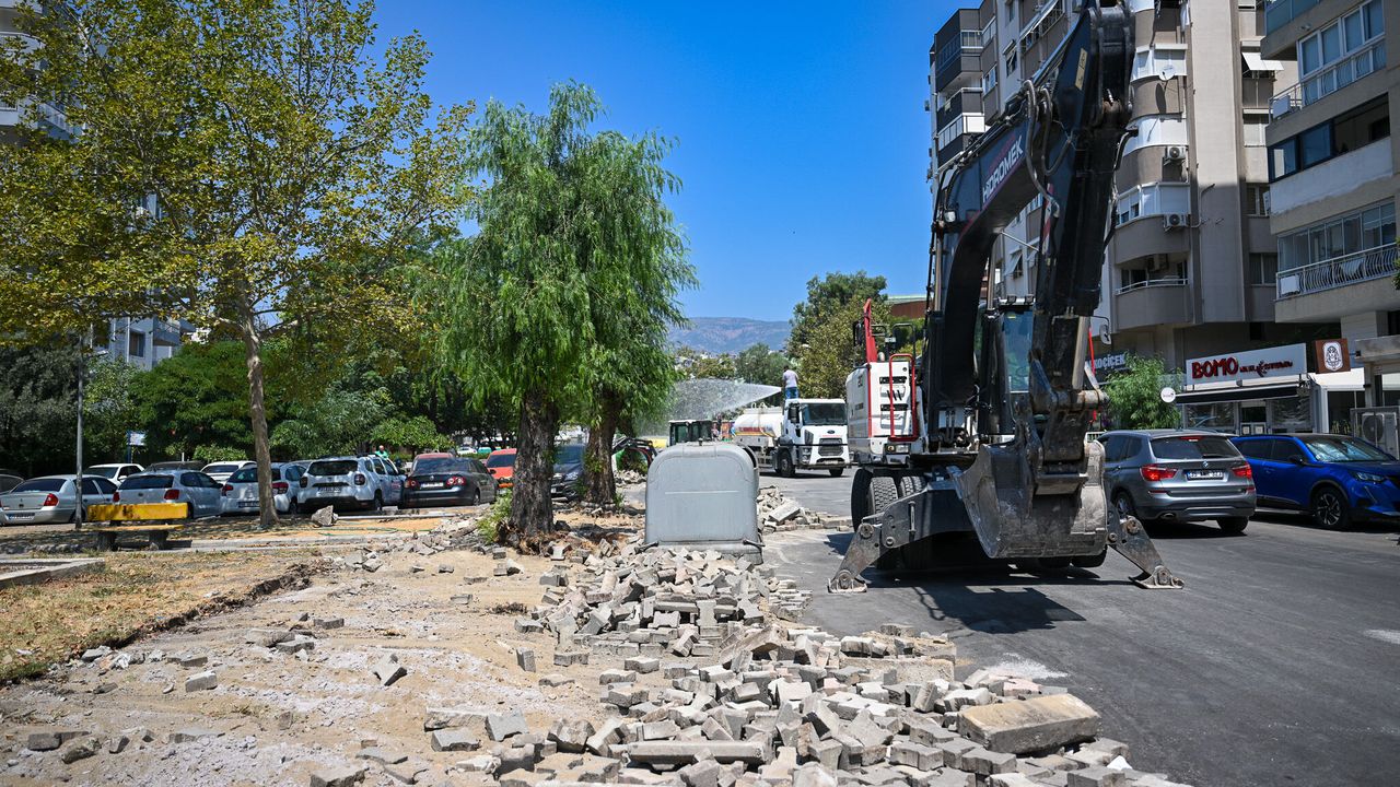 Bornova Belediyesi, Zafer ve Süvari Caddeleri ile Küçükpark çevresinde kapsamlı