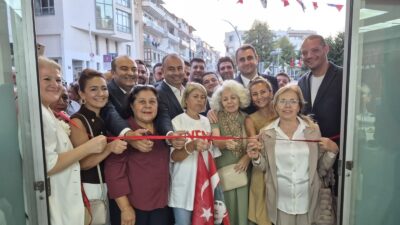 YENİ Parti Balçova İlçe Başkanlığı’nın yeni binası görkemli bir törenle