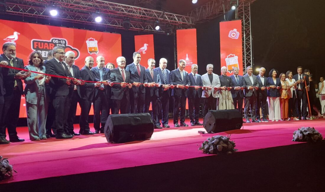 Ege Kritik/Sait TEMUR İzmir Enternasyonal Fuarı, dokuz gün boyunca Kültürpark’ın