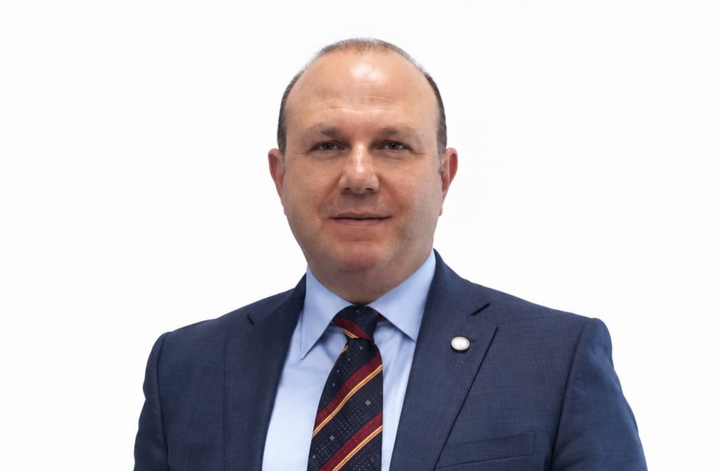 Ege Kritik/Sait TEMUR Yeni Parti ilçe örgütlerinde delege seçimleri yapıldı.